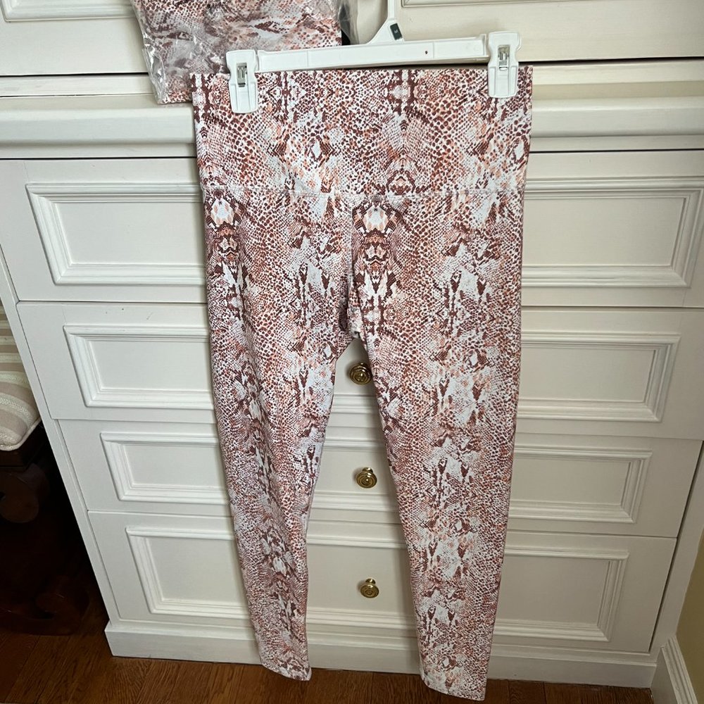 DYI Elevate Croco leggings and sports bra.